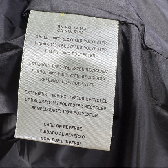 Levi’s | Womens Sporty Box Quilted Black Puffer Vest with Pockets | Size XL - Picture 6 of 9